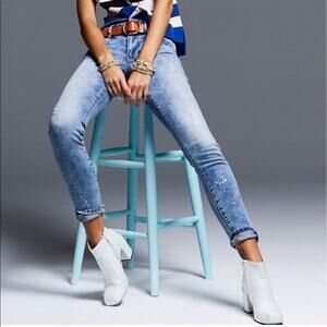 Cabi 5492 | Cinch Skinny High Waist Bleach Splatter Lightly Distressed Jeans